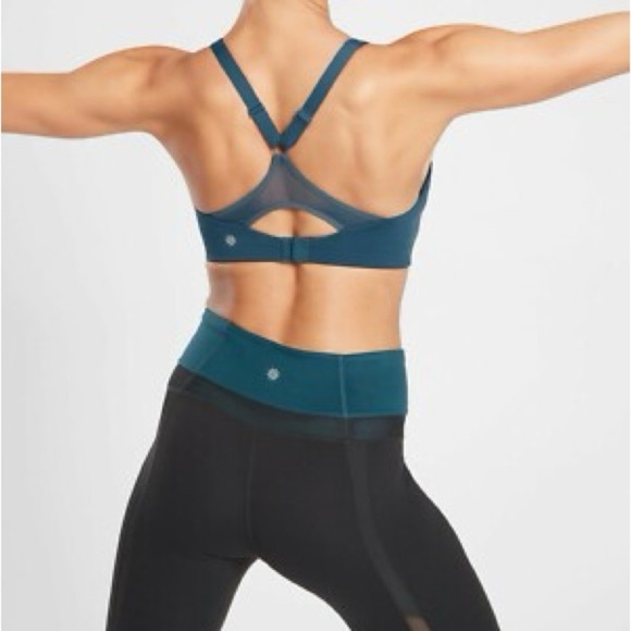 Athleta Advance Bra in Teal - Picture 2 of 5